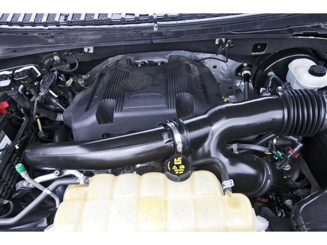 Used 2018 Ford Expedition Limited w/ Equipment Group 301A RWD image 30
