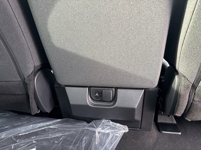 New 2025 Ford F350 XLT w/ 360-Degree Camera Package image 17