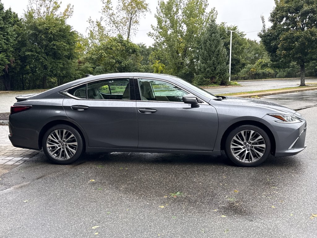 Used 2020 Lexus ES 350 w/ Premium Package FWD image 5