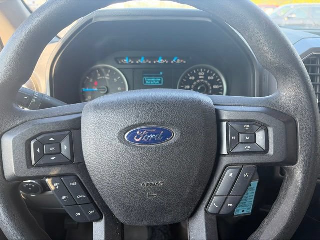 Used 2015 Ford F150 XLT AWD/4WD image 16