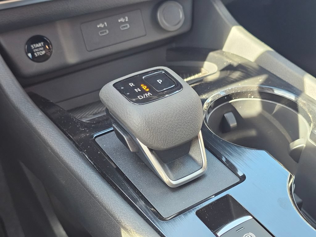 New 2026 Nissan Rogue SV AWD/4WD image 25