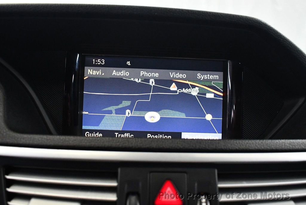 Used 2010 Mercedes-Benz E 550 4MATIC Sedan image 37