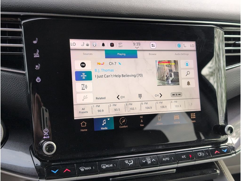 Used 2023 Jeep Wagoneer 4WD image 17