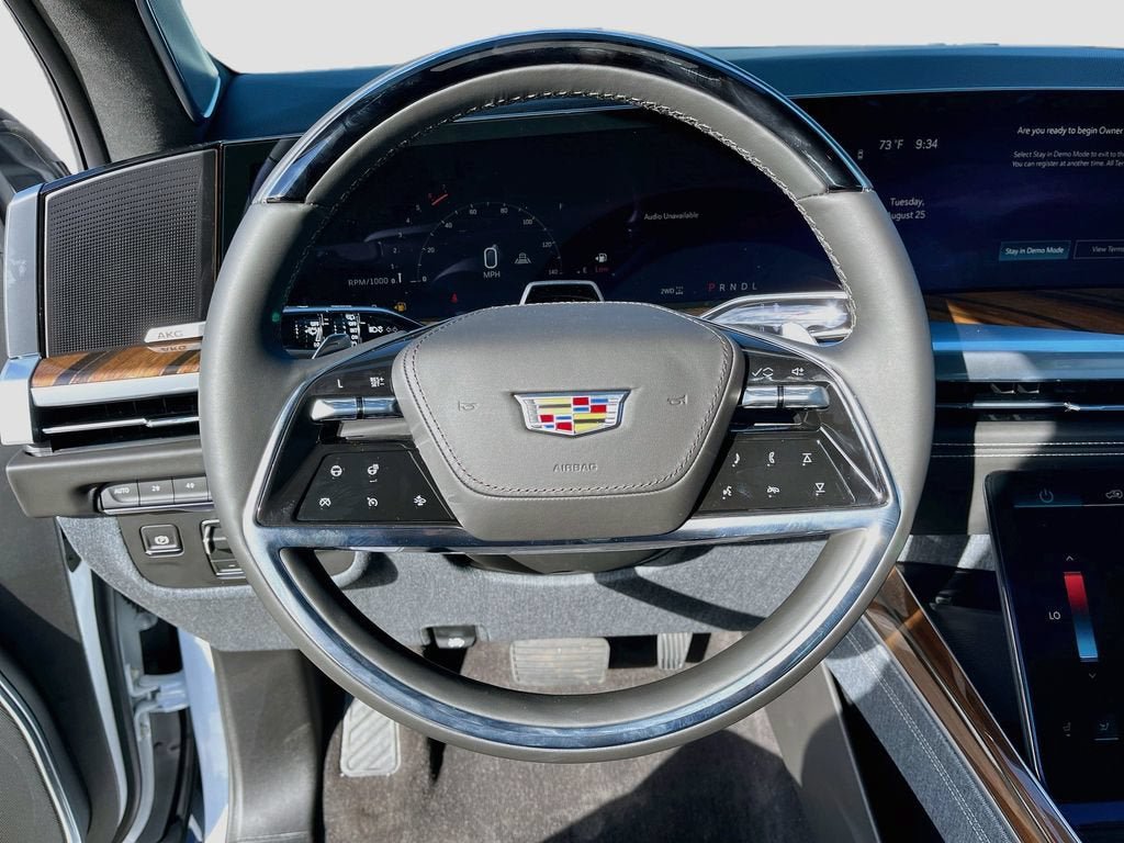 New 2026 Cadillac Escalade Platinum Sport w/ LPO, ONYX Package AWD/4WD image 17