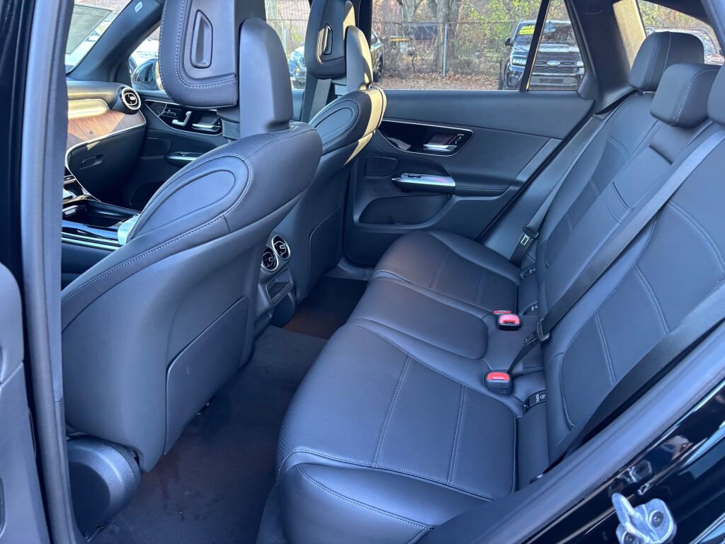 New 2026 Mercedes-Benz GLC 350e 4MATIC image 11