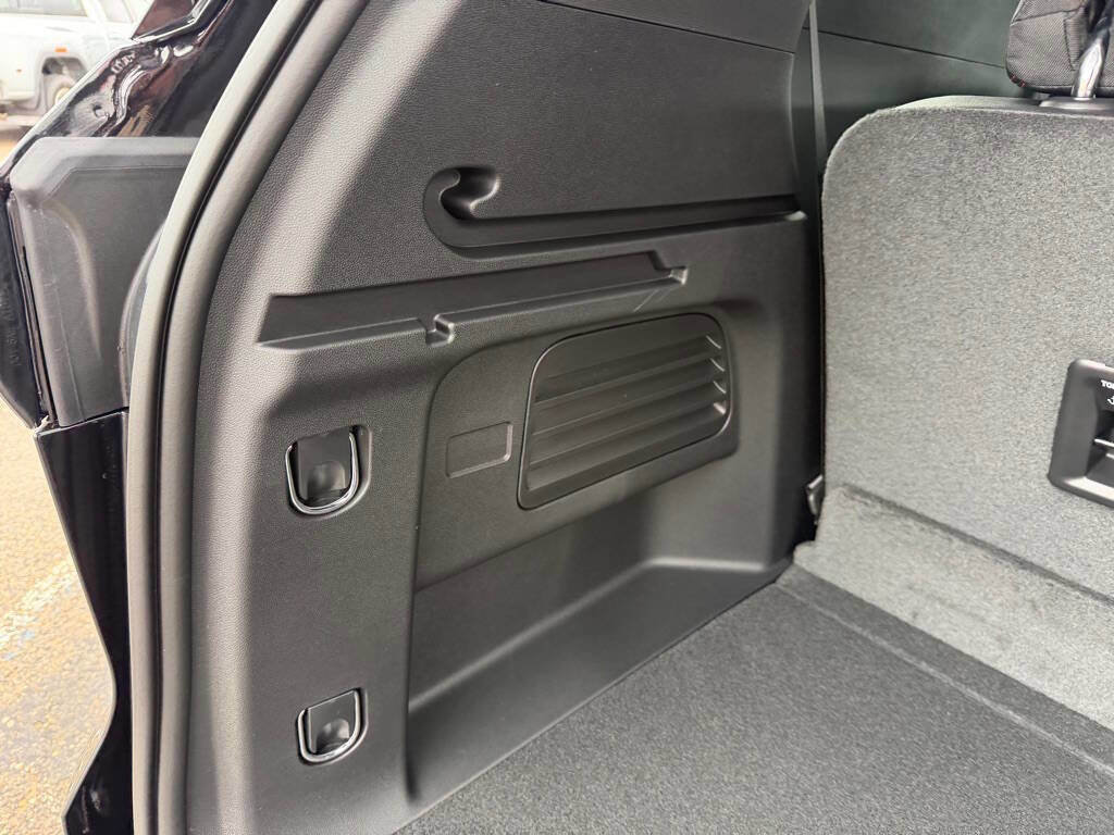 Used 2026 Chevrolet Traverse RS image 49