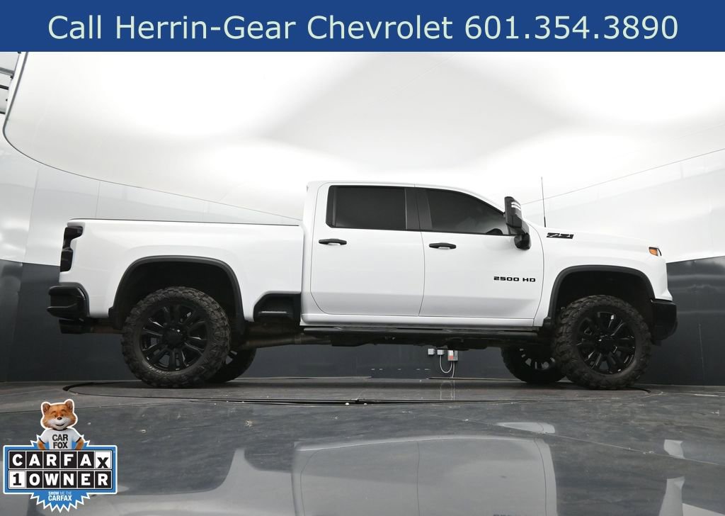 Used 2024 Chevrolet Silverado 2500 Custom w/ Custom Value Package AWD/4WD image 44