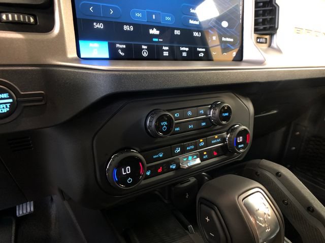 New 2026 Ford Bronco Outer Banks w/ Sasquatch Package AWD/4WD image 17