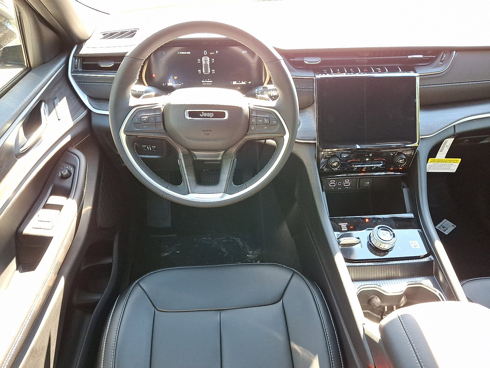 New 2025 Jeep Grand Cherokee Limited image 7