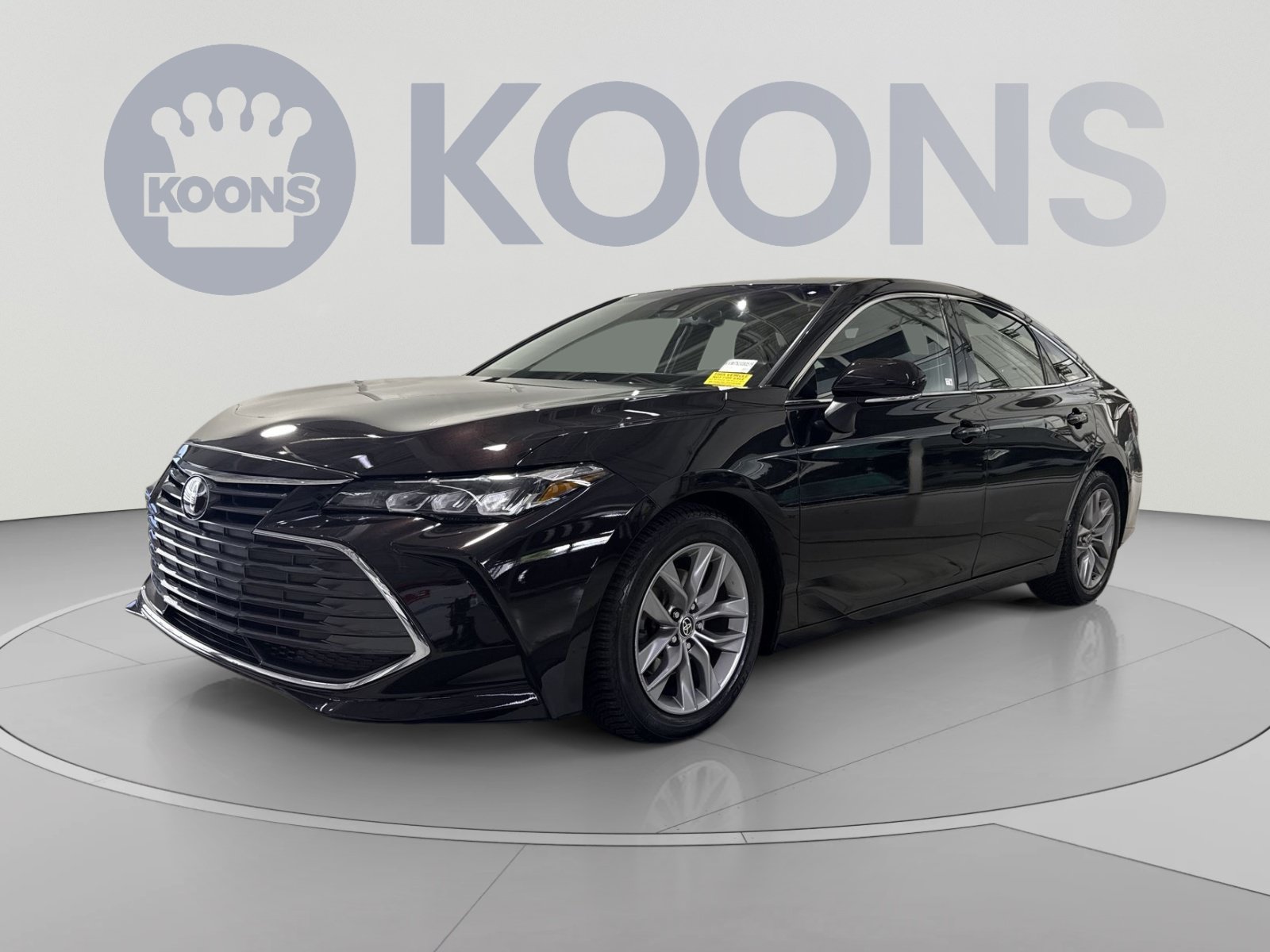 Used 2022 Toyota Avalon XLE FWD image 5