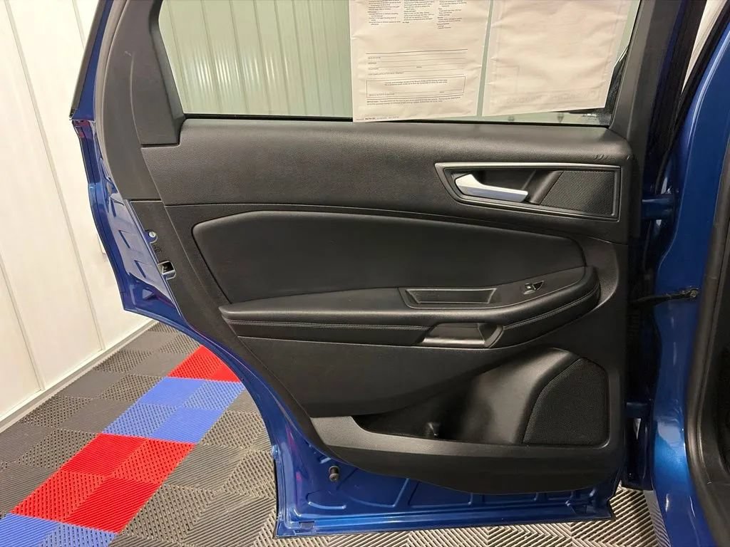 Used 2024 Ford Edge SE AWD/4WD image 12
