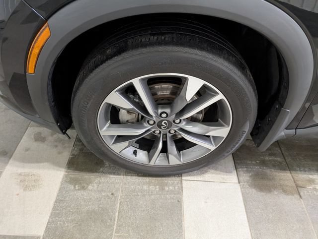 Used 2023 INFINITI QX60 Luxe w/ Cargo Package AWD/4WD image 7
