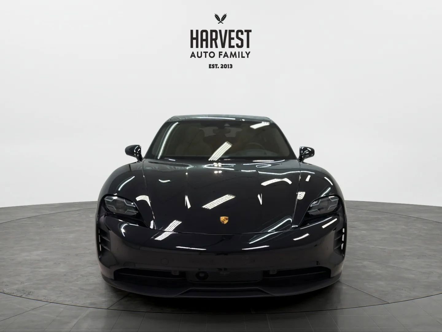 Used 2023 Porsche Taycan GTS image 11