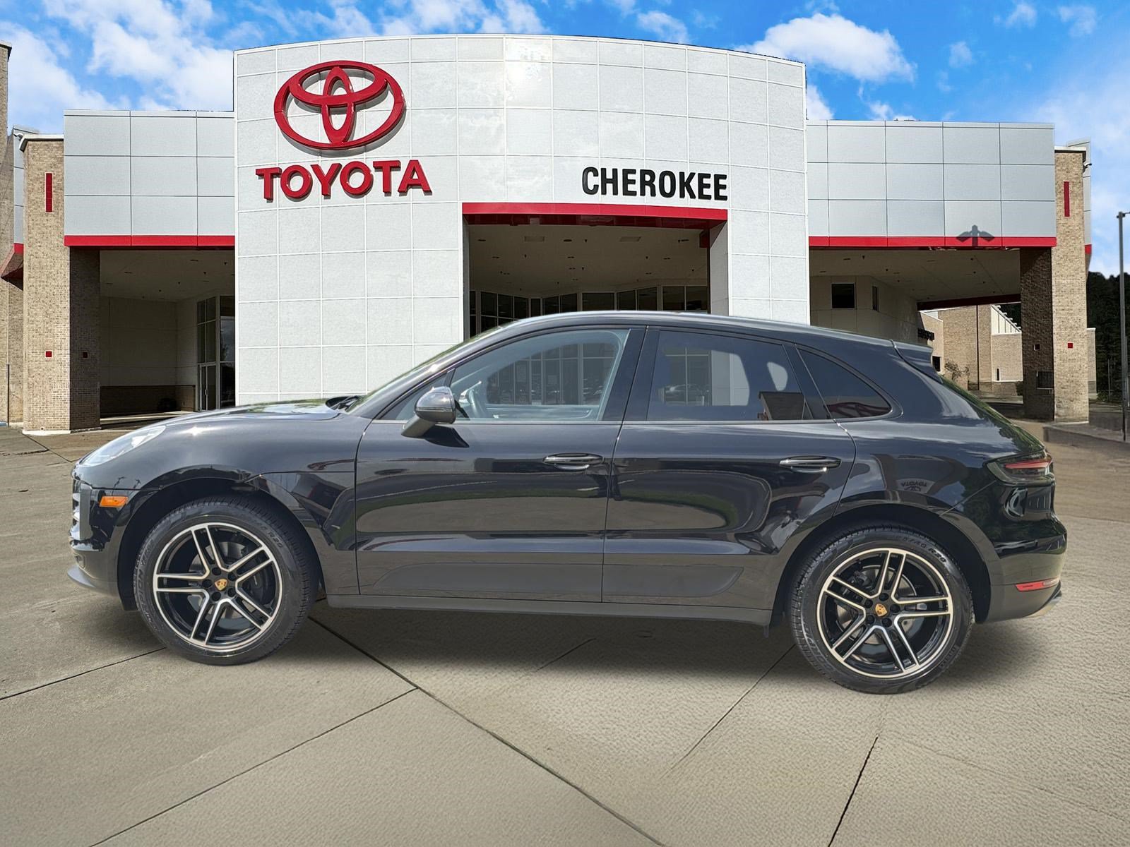 Used 2020 Porsche Macan AWD/4WD image 8