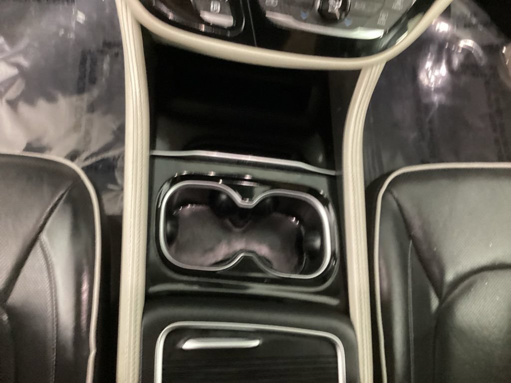Used 2022 Chrysler Pacifica Limited FWD image 20