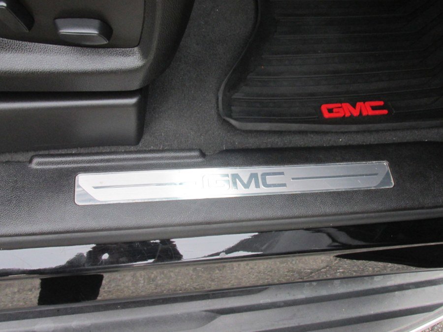 Used 2019 GMC Yukon XL SLT w/ Premium Edition image 70