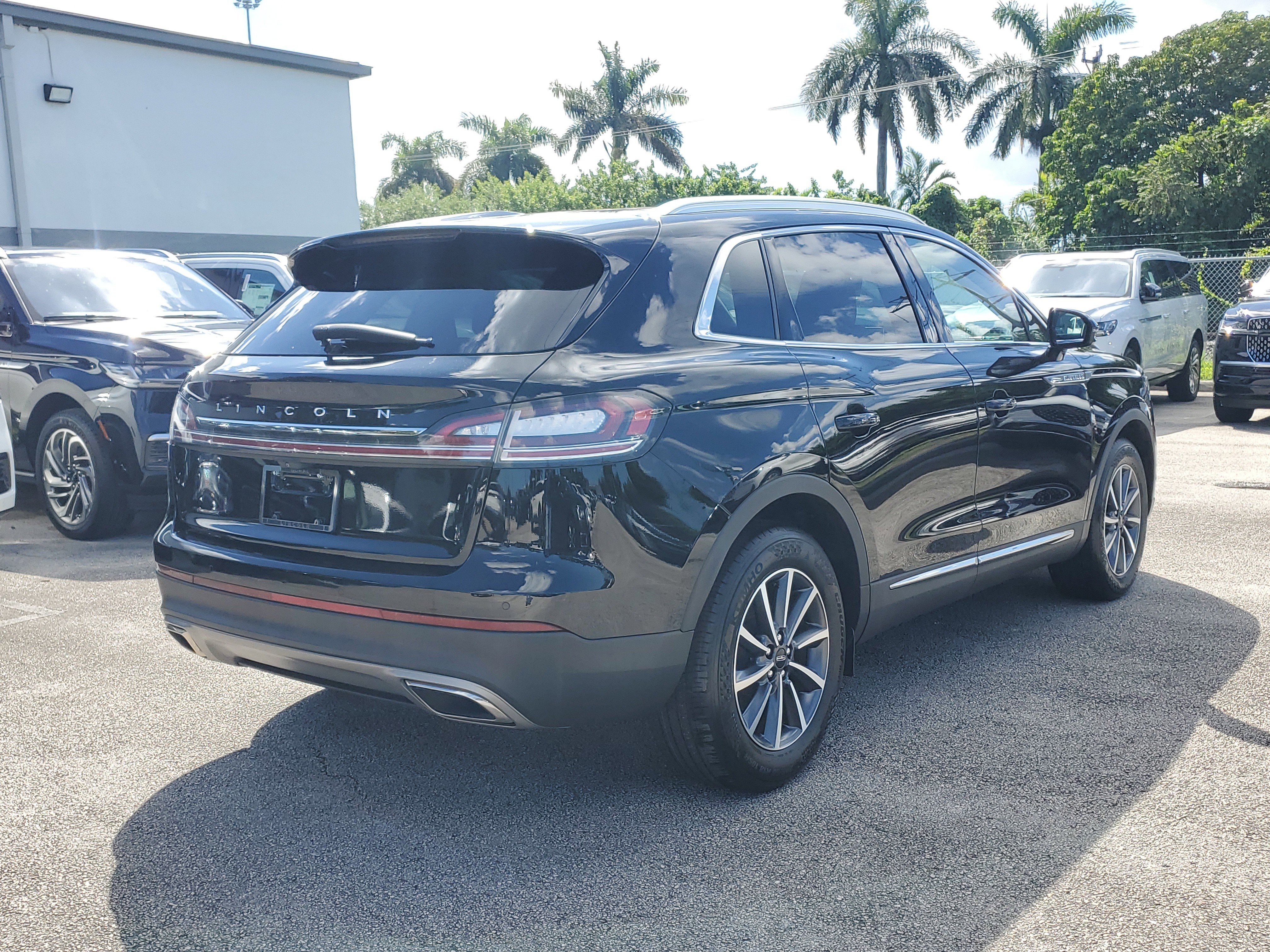 Certified 2022 Lincoln Nautilus FWD image 6