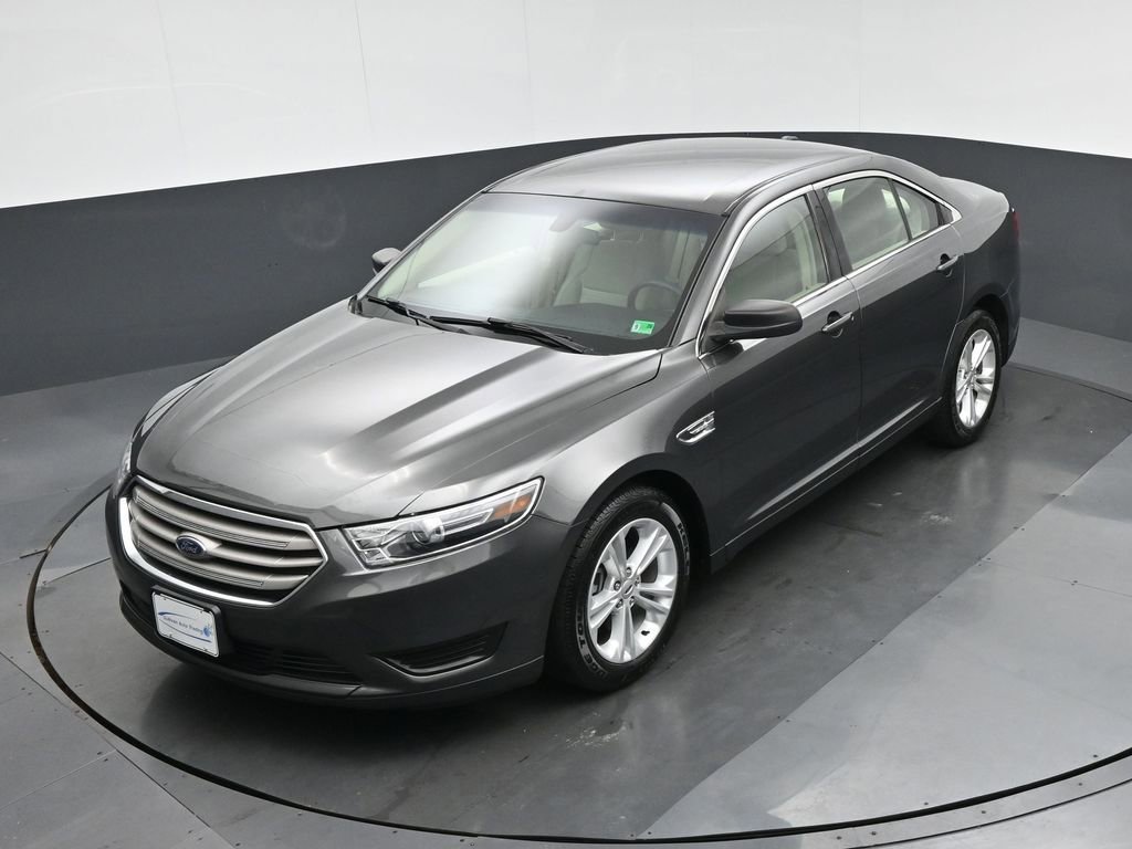 Used 2017 Ford Taurus SE FWD image 52