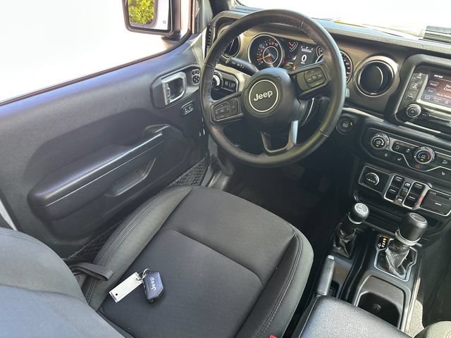 Used 2020 Jeep Wrangler Unlimited Sport AWD/4WD image 19