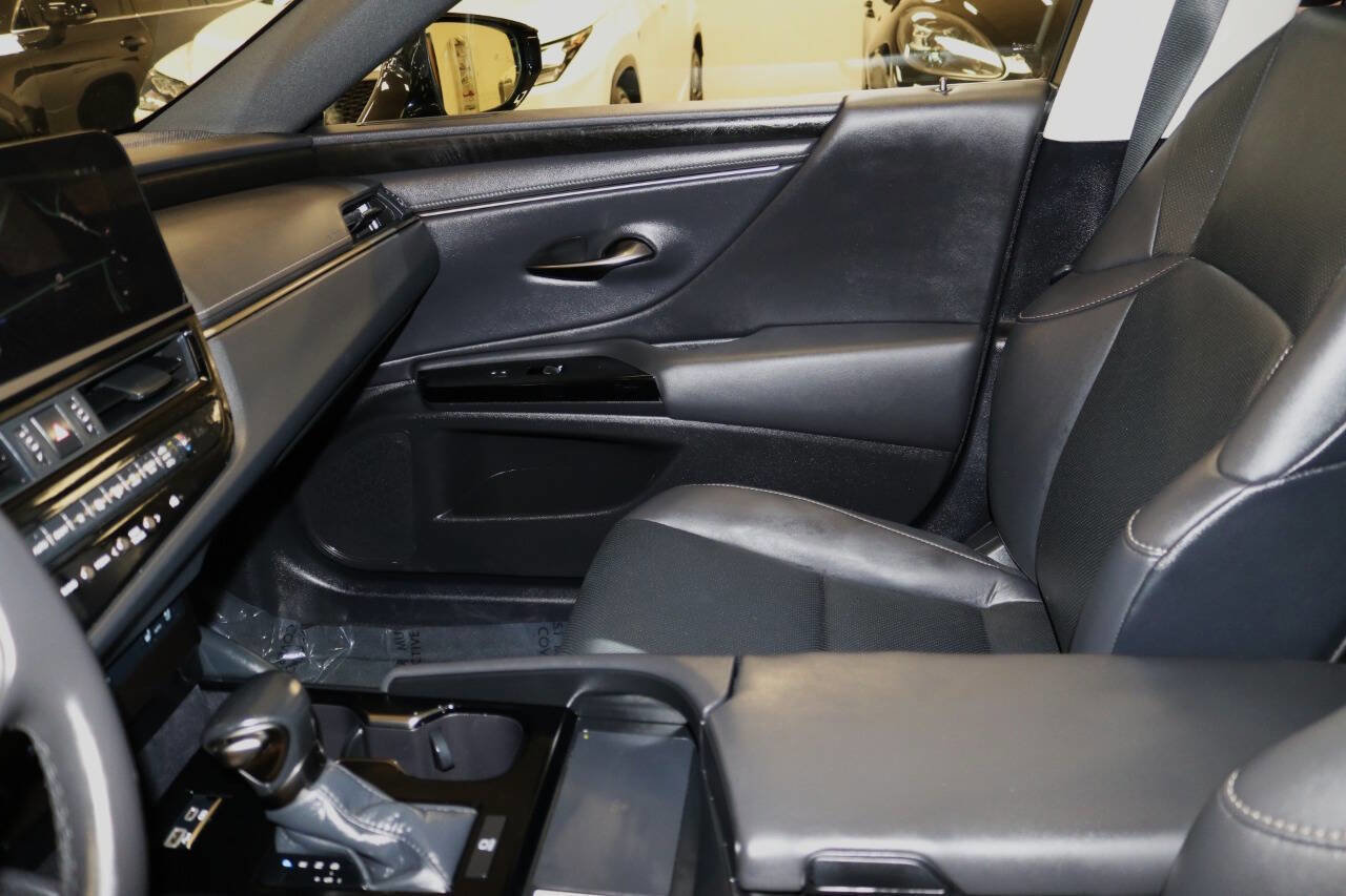 Used 2023 Lexus ES 350 w/ Premium Package image 68