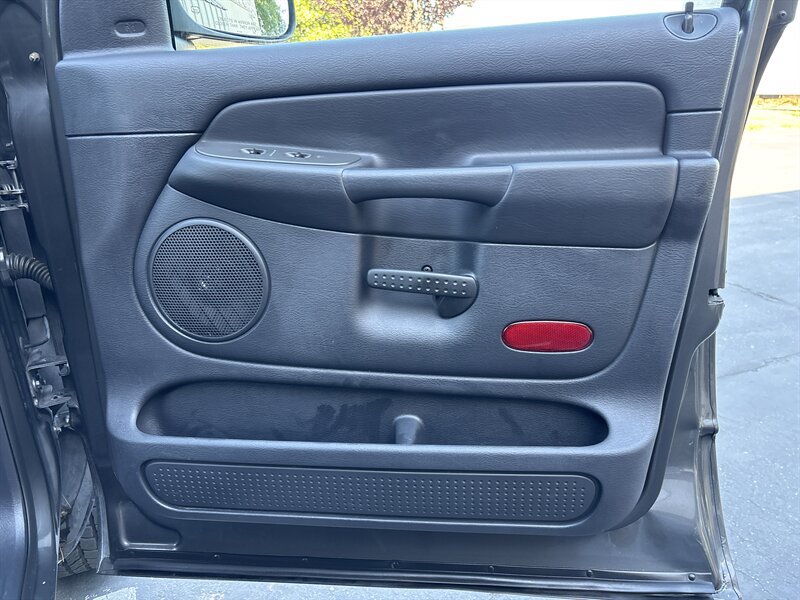 Used 2003 Dodge Ram 2500 Truck ST RWD image 39