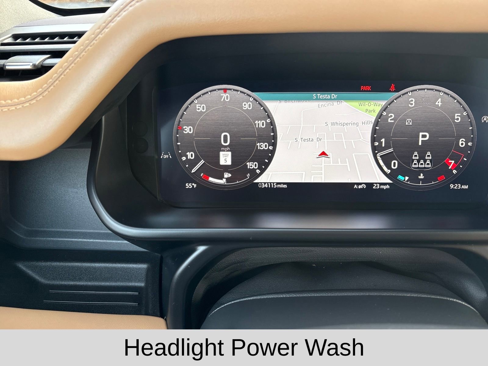 Used 2025 Land Rover Defender 130 X-Dynamic SE image 16