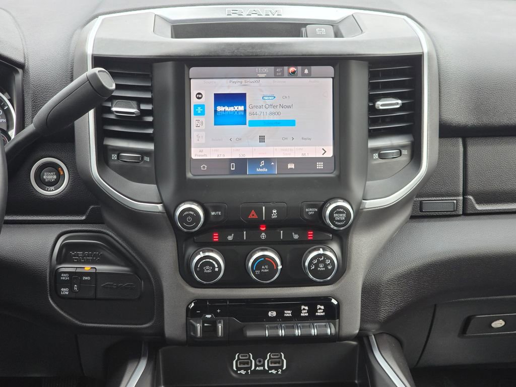 Used 2024 RAM 2500 Big Horn w/ Heated Seats & Wheel Group image 32