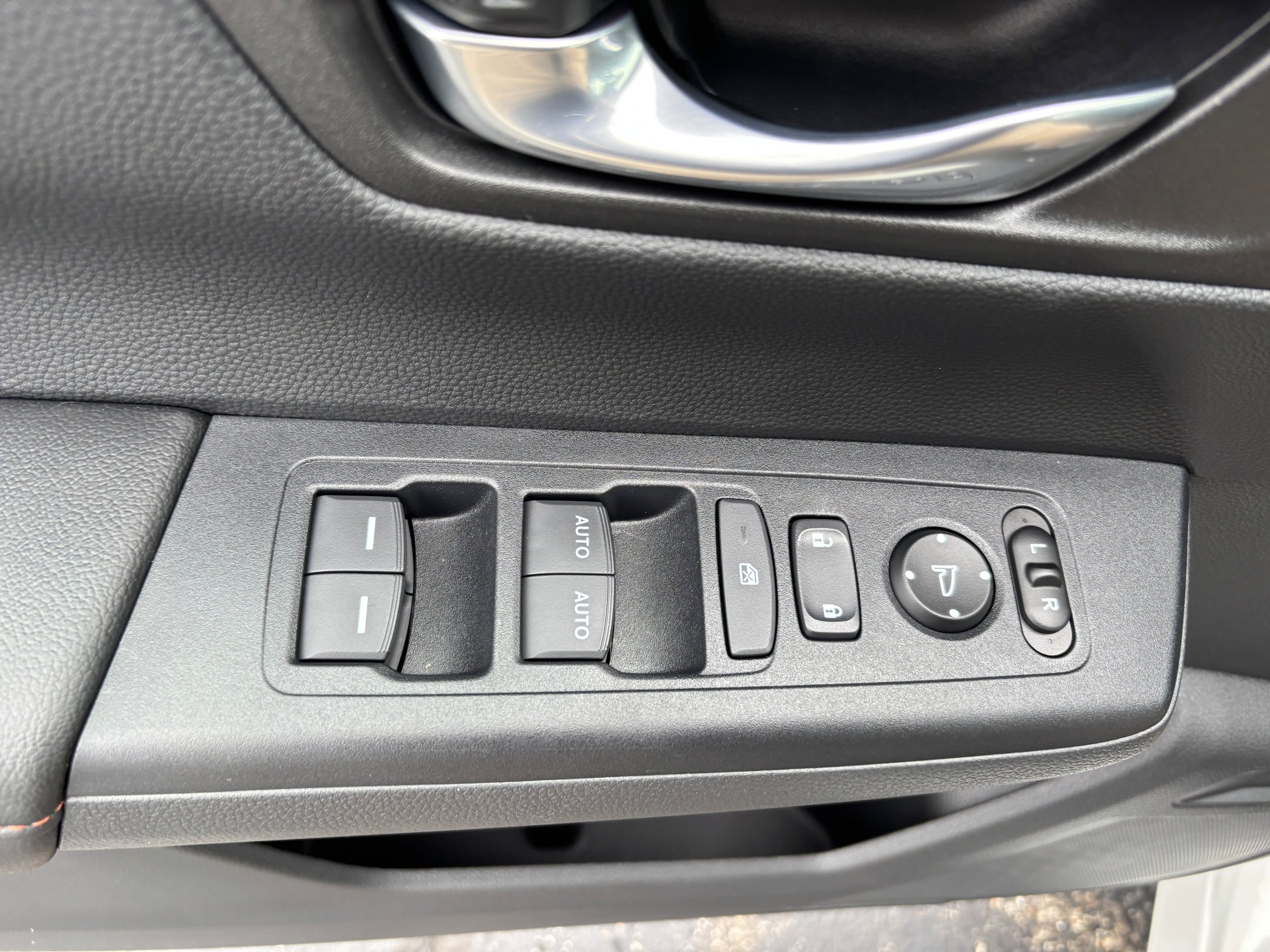 Certified 2026 Honda CR-V TrailSport image 25