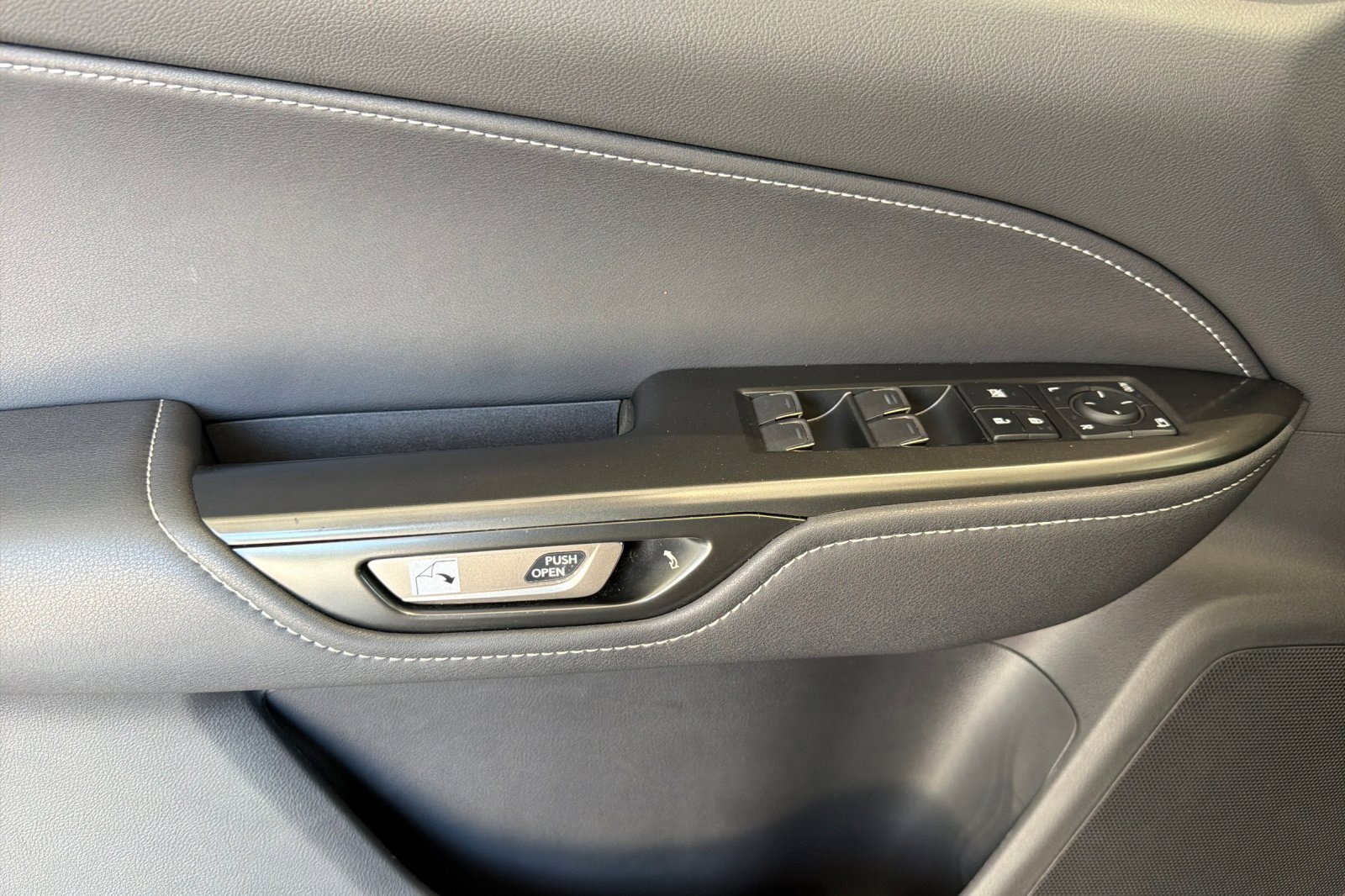Used 2024 Lexus NX 250 FWD image 12