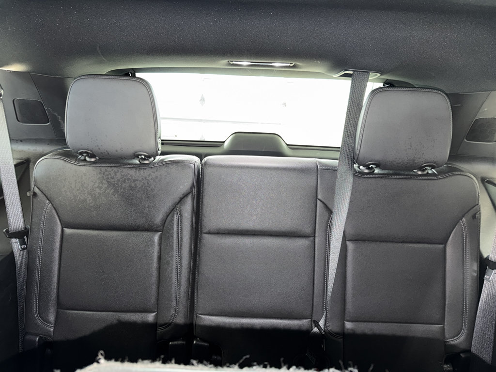 Used 2025 Chevrolet Tahoe Z71 AWD/4WD image 25