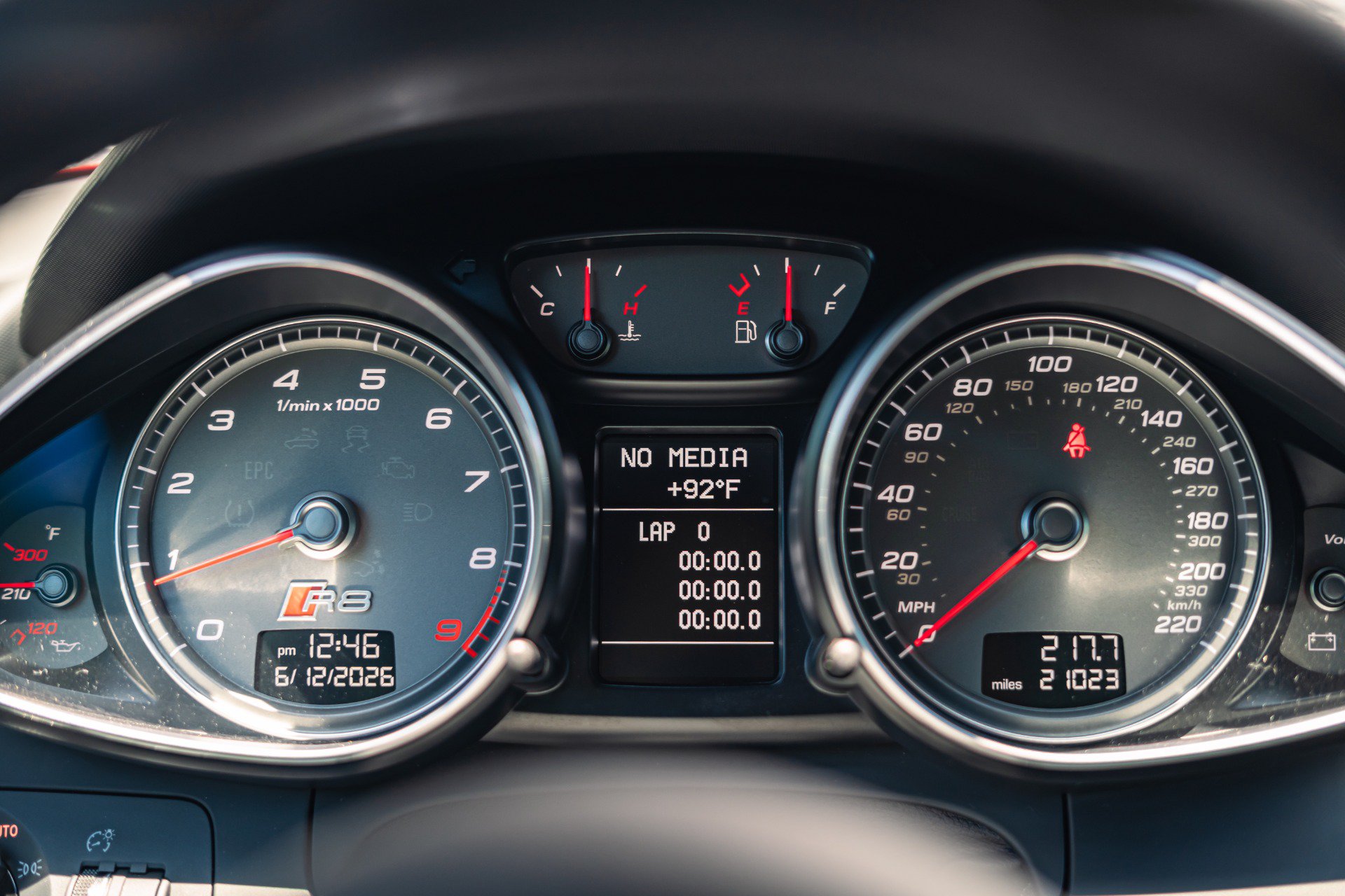 Used 2015 Audi R8 V8 AWD/4WD image 30