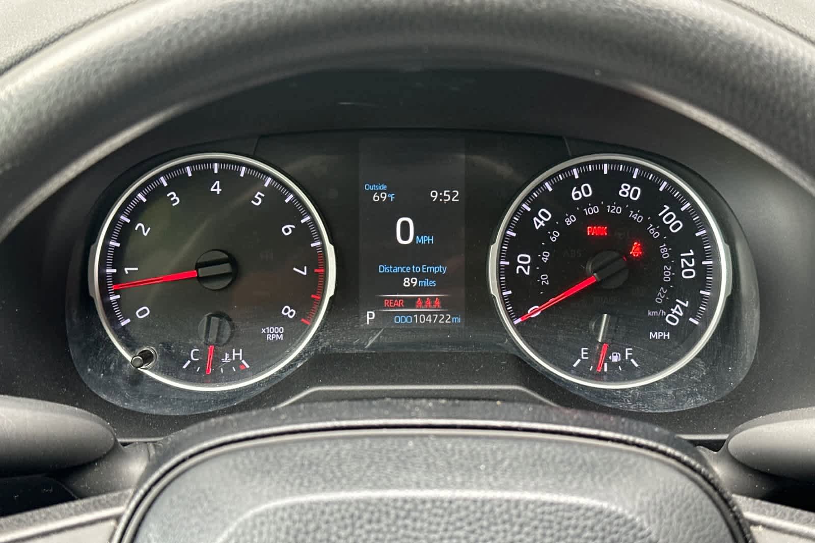Used 2019 Toyota RAV4 LE w/ Carpet Mat Package FWD image 27