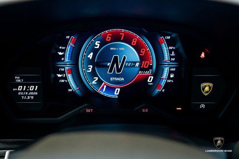 Used 2018 Lamborghini Aventador S image 64