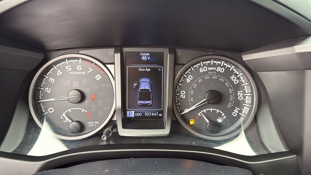 Used 2019 Toyota Tacoma TRD Off-Road image 24