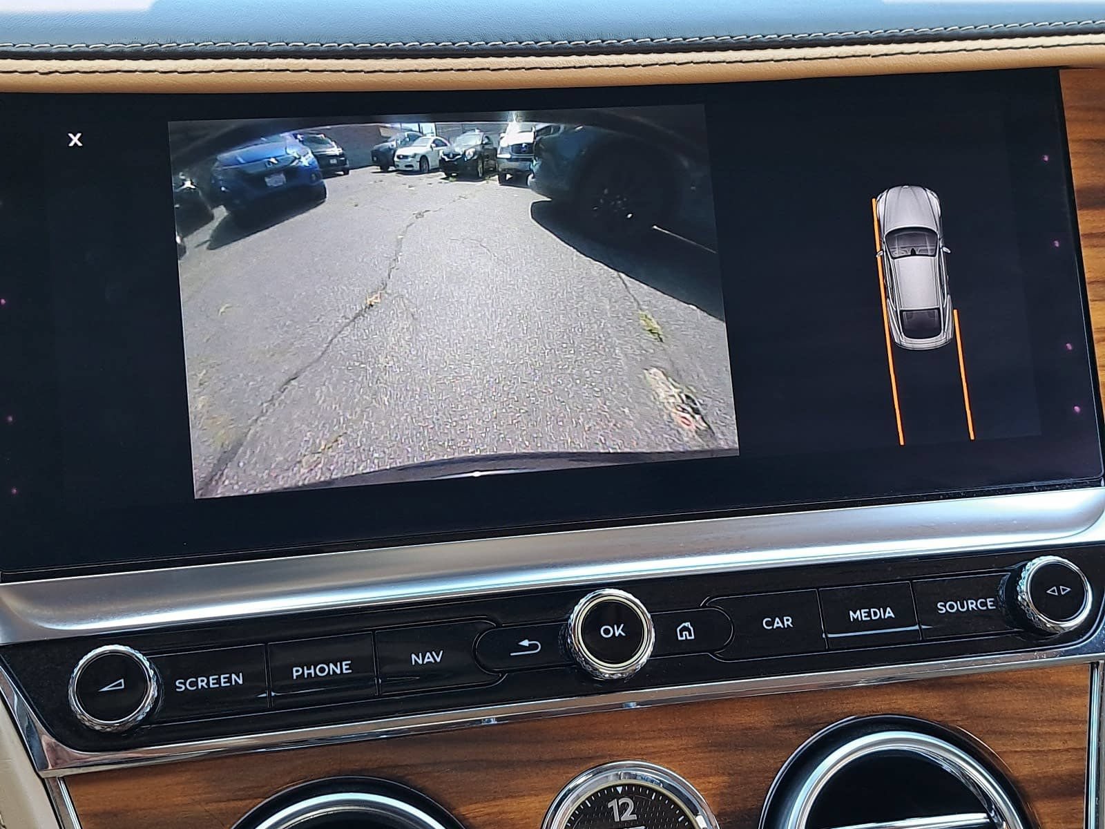 Used 2020 Bentley Continental GT AWD/4WD image 25