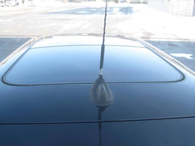 Used 2011 MINI Cooper Hardtop FWD image 9