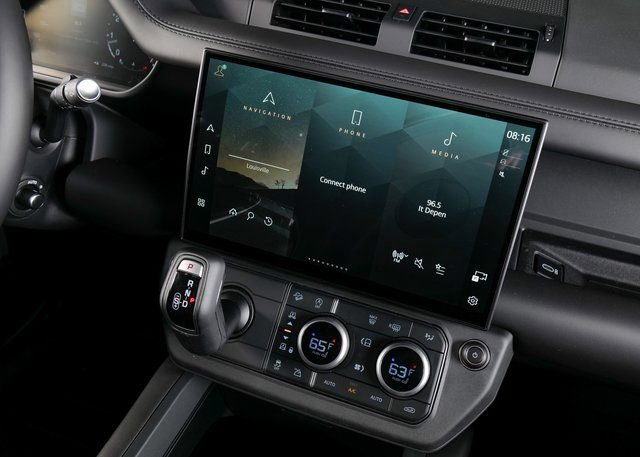 New 2026 Land Rover Defender 110 S image 18