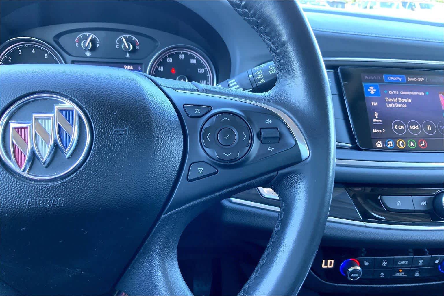 Used 2020 Buick Enclave Essence w/ Sound and Sites Package FWD image 24