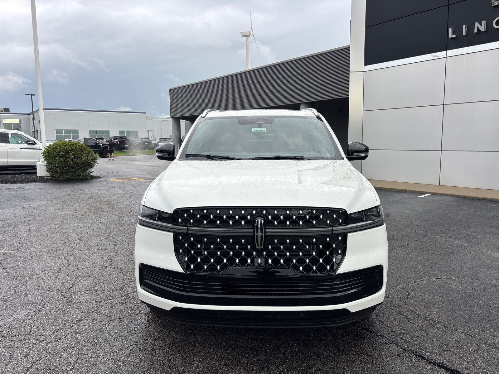 New 2026 Lincoln Navigator Black Label AWD/4WD image 2