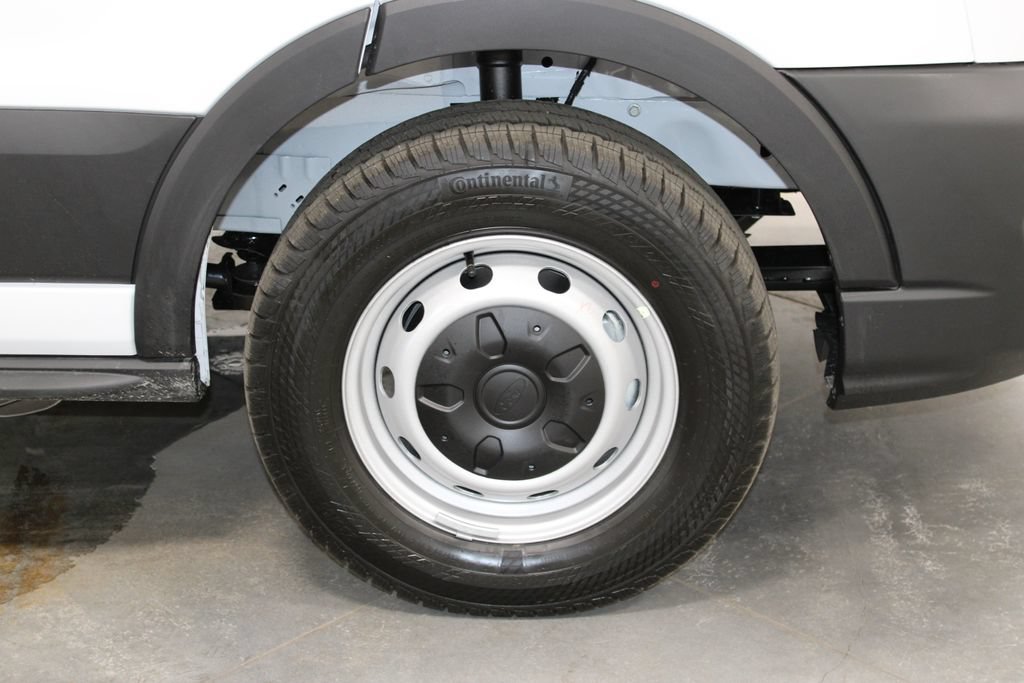 New 2026 Ford Transit 250 148 Medium Roof w/ Load Area Protection Package RWD image 53