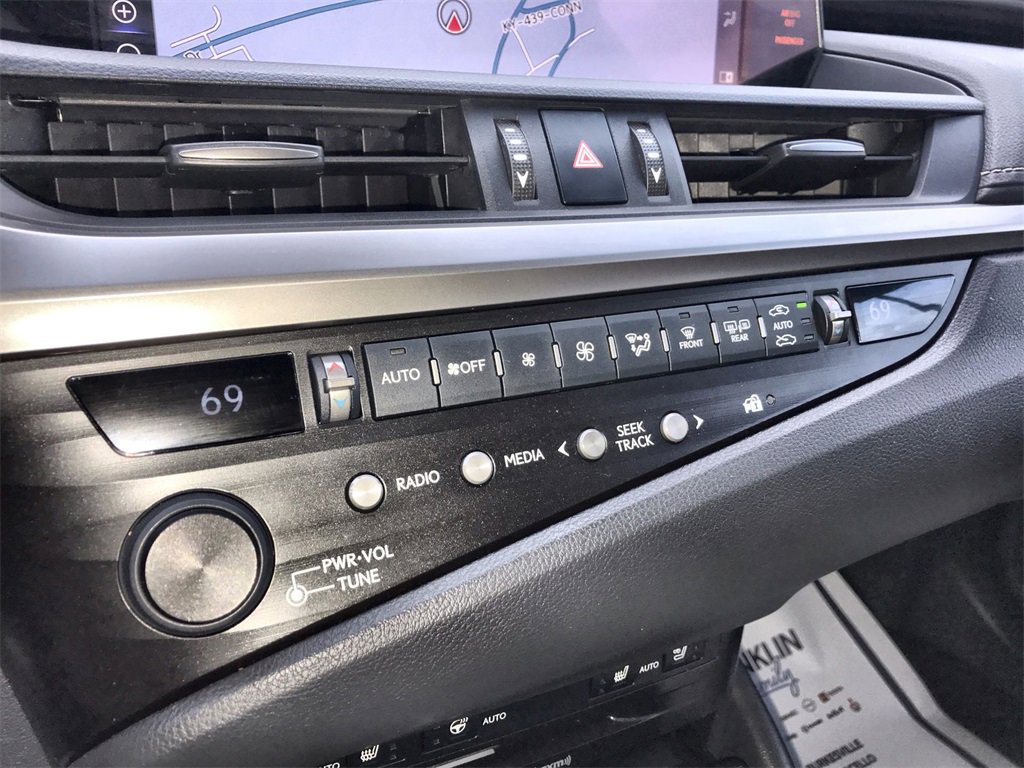 Used 2019 Lexus ES 350 image 19