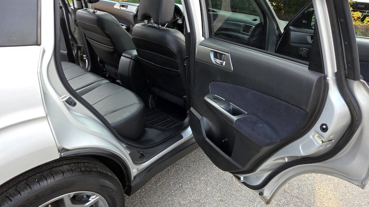 Used 2011 Subaru Forester 2.5X Touring AWD/4WD image 43