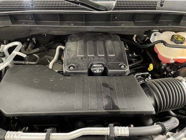 Used 2022 GMC Sierra 1500 SLE image 23