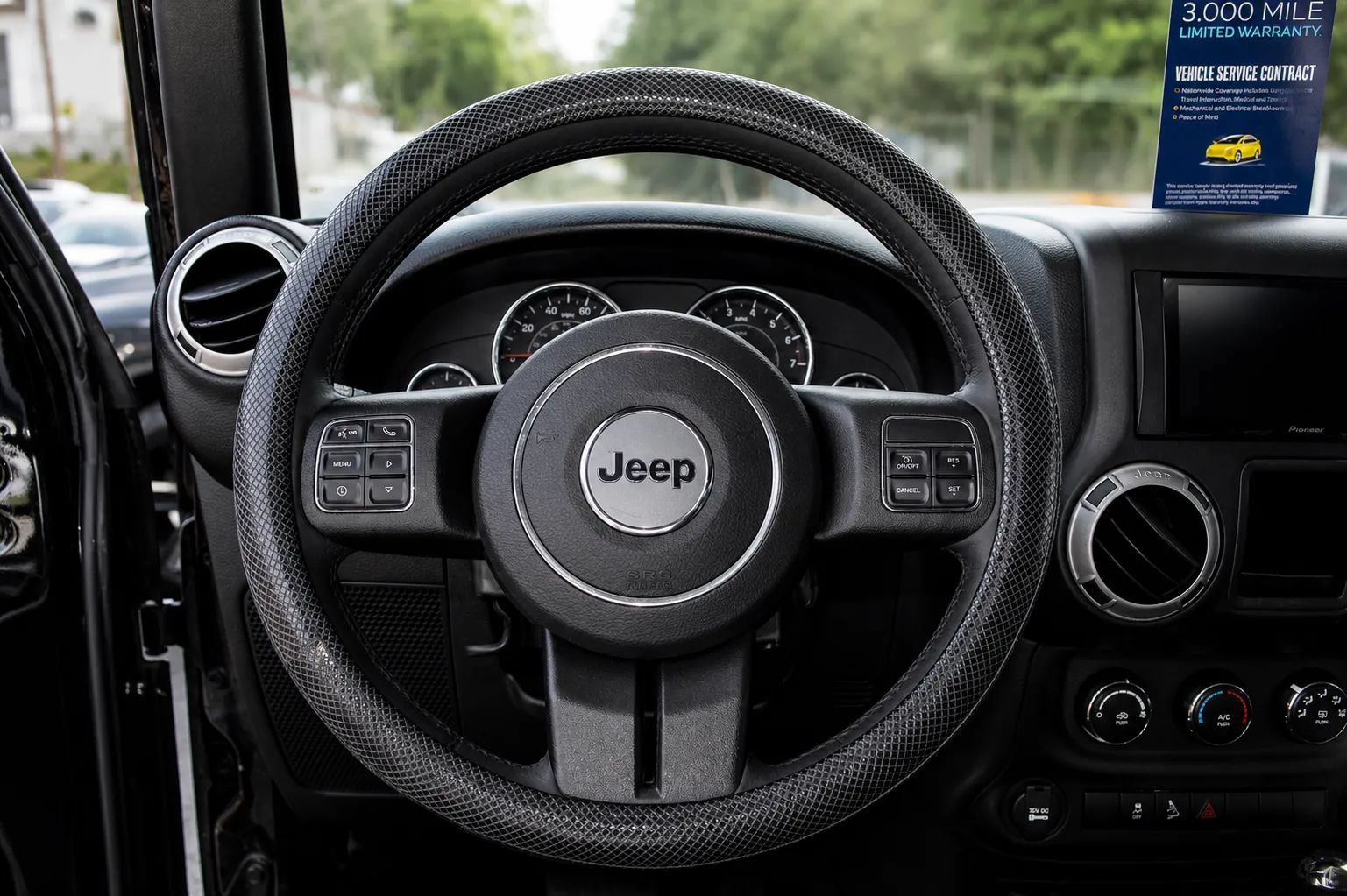 Used 2017 Jeep Wrangler Unlimited Sport w/ Connectivity Group AWD/4WD image 11