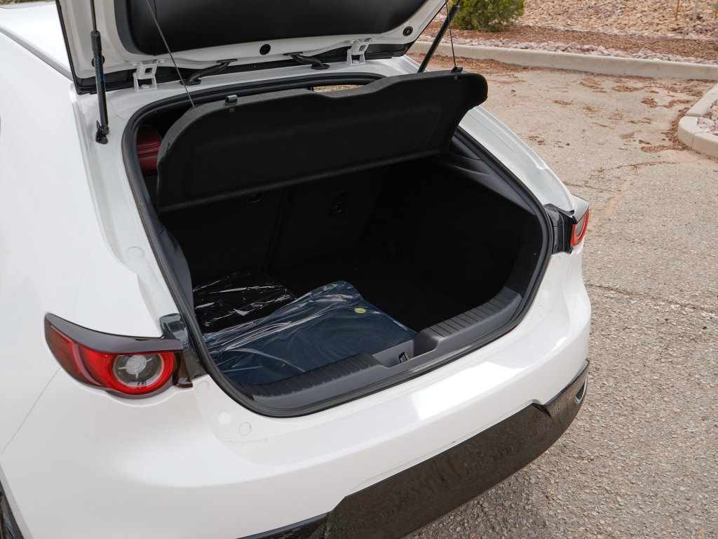 New 2026 MAZDA MAZDA3 2.5 S Hatchback w/ Premium Pkg image 12