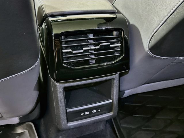 Certified 2023 Volkswagen ID.4 Pro S AWD/4WD image 27