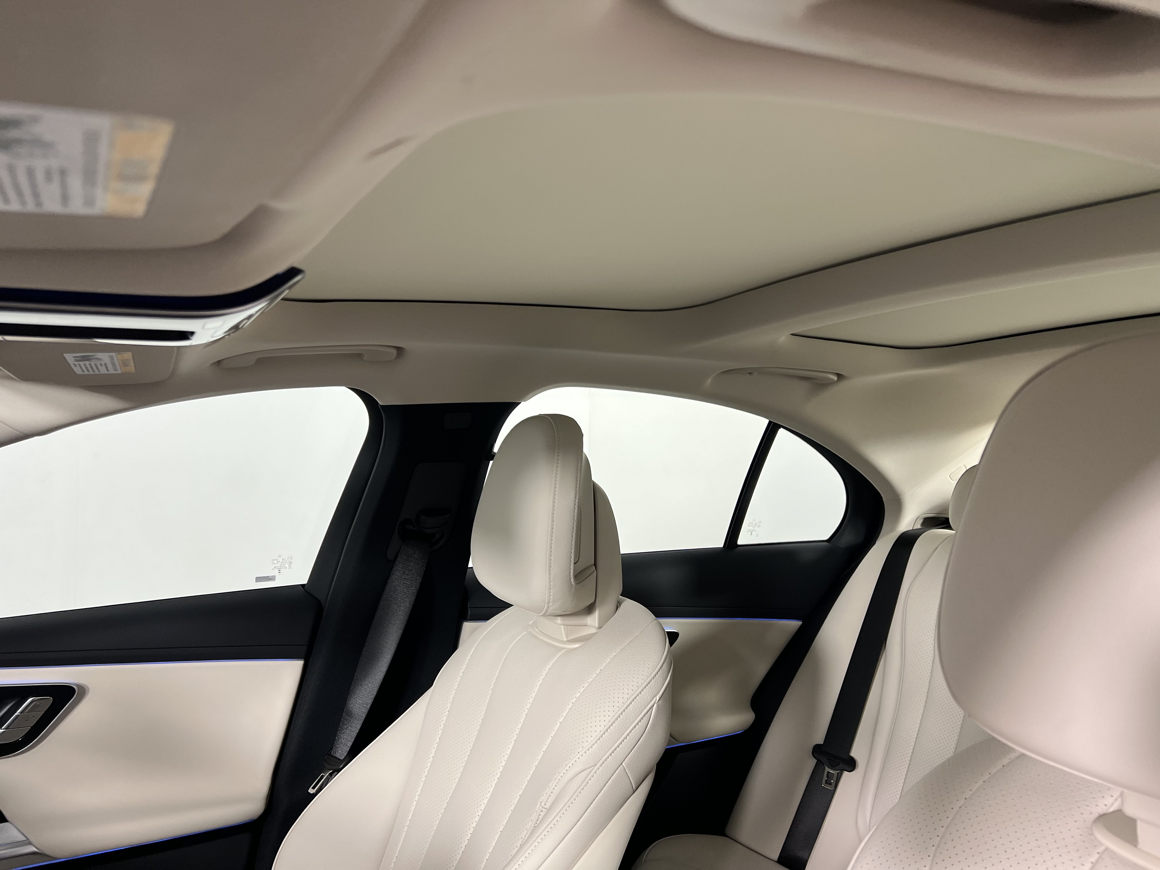 New 2026 Mercedes-Benz E 350 4MATIC Sedan image 19