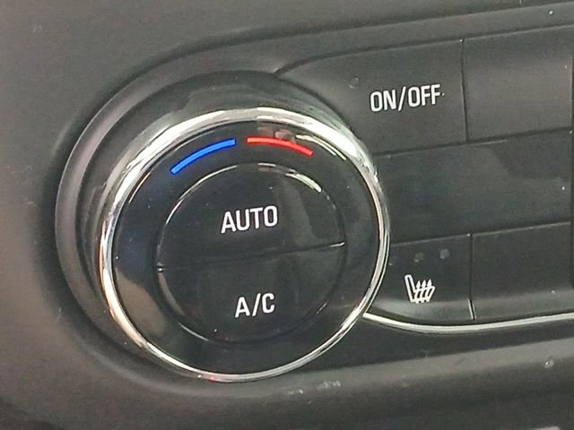 Used 2022 Chevrolet TrailBlazer LT w/ Convenience Package image 17