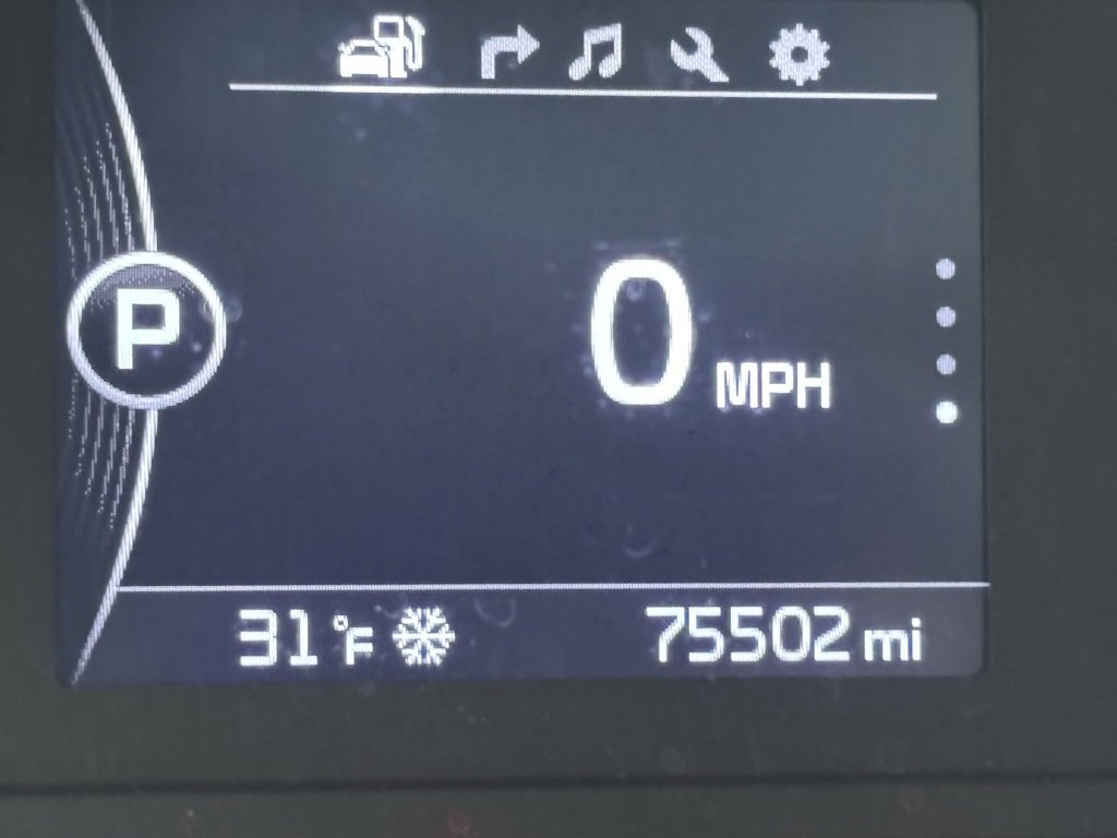 Used 2017 Kia Optima EX w/ Premium Package image 10