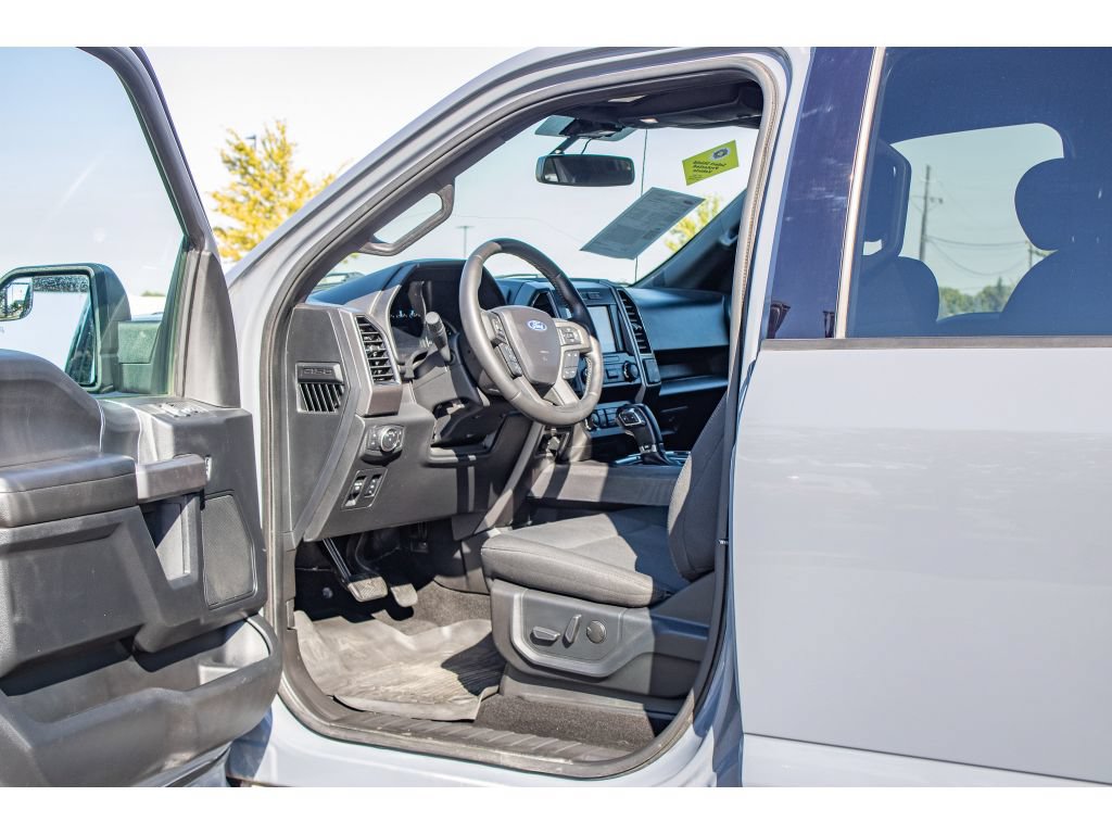 Used 2019 Ford F150 XLT w/ Equipment Group 302A Luxury AWD/4WD image 26